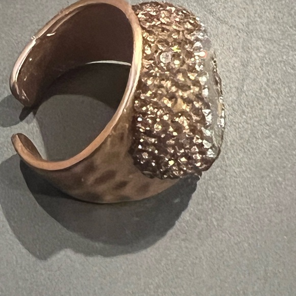 Magnificent rose gold ring with mother of pearl and Swarovski crystals size 7-8 - Picture 5 of 5